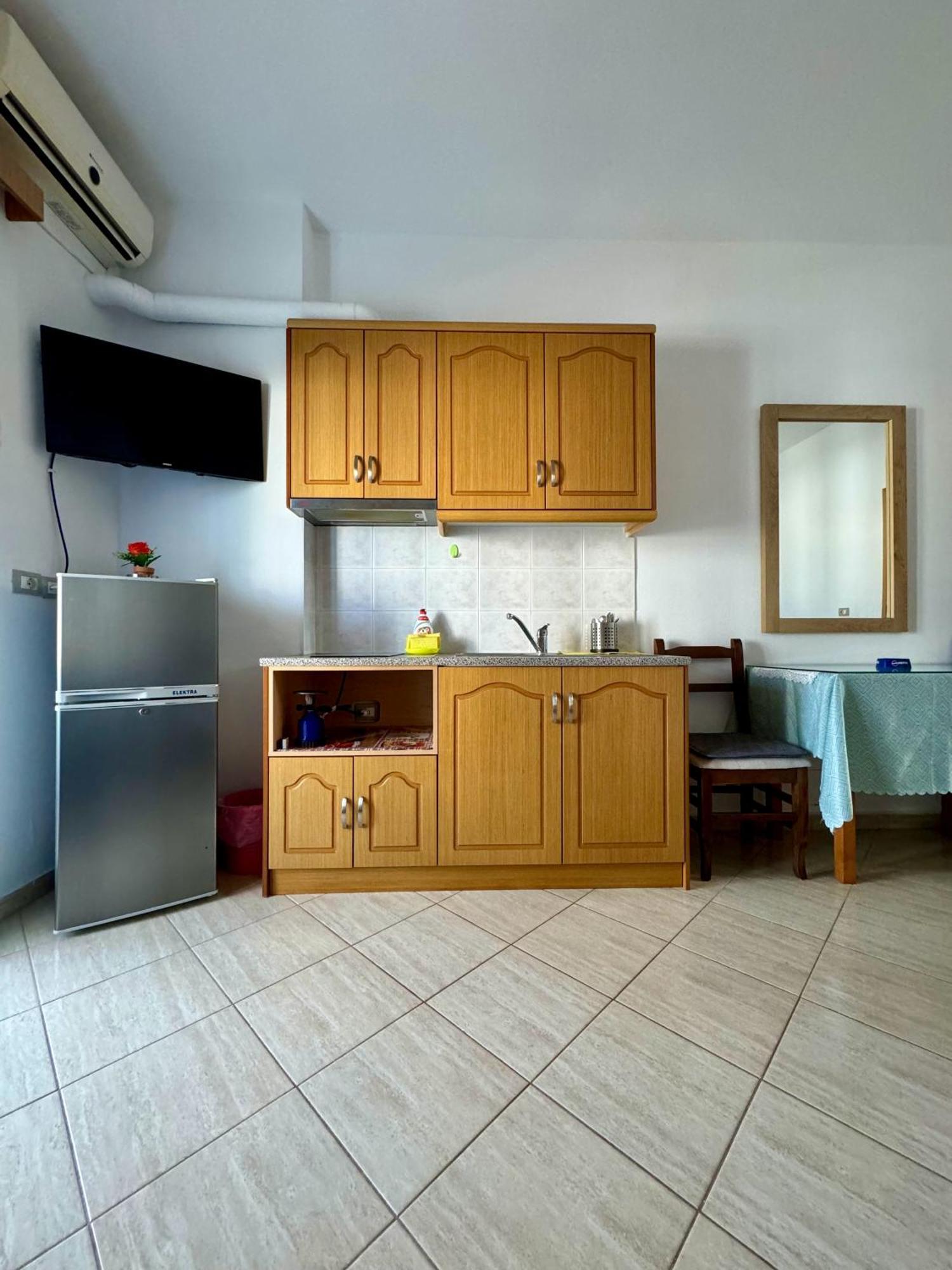 Villa Mihal Apartments Ksamil Esterno foto