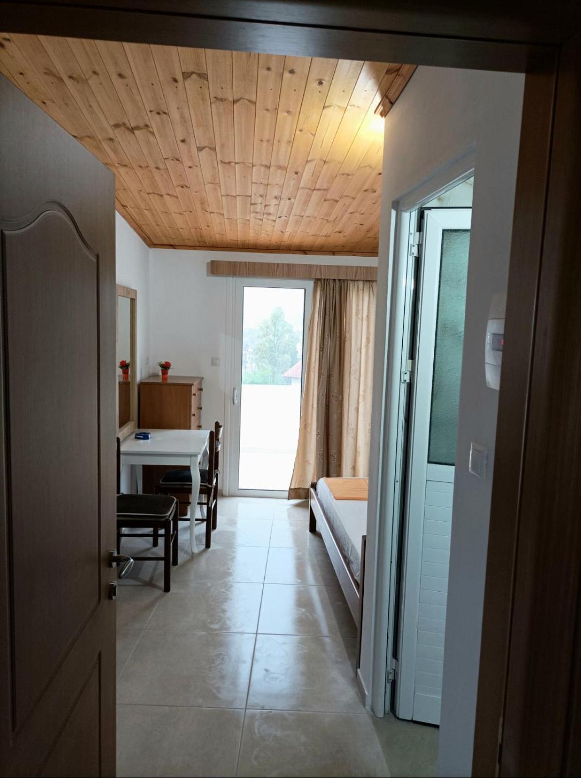 Villa Mihal Apartments Ksamil Esterno foto