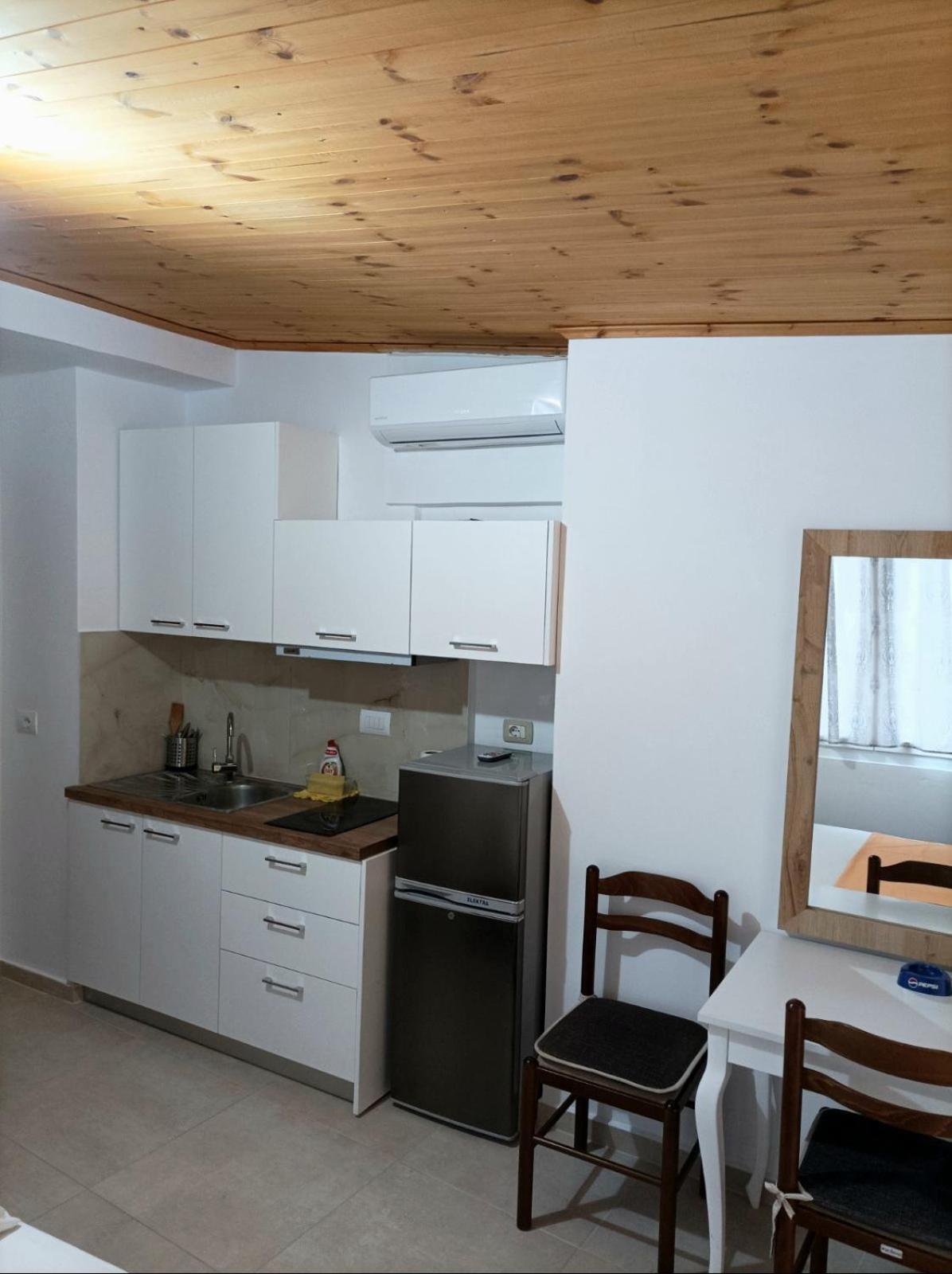 Villa Mihal Apartments Ksamil Esterno foto